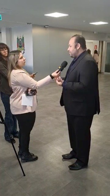 Renan Sargiani em participação na mídia